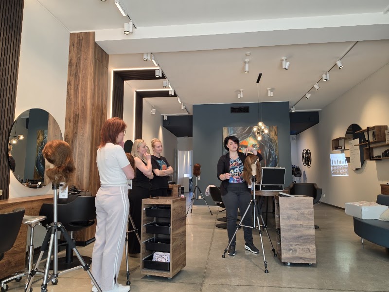 DC Hair - Coiffure Mol - OneBooking