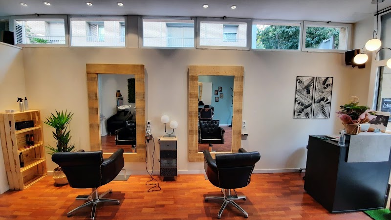 LACORTE - Coiffure Badalona - OneBooking