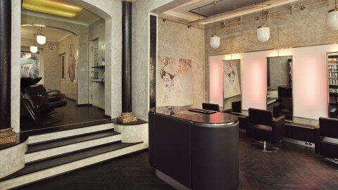 HairGott Friseure München | Maxvorstadt - Coiffure Munich - OneBooking