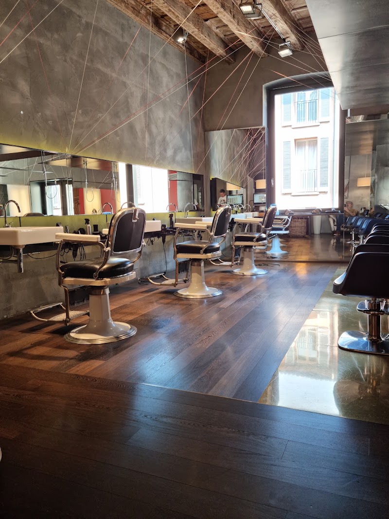 Crispi UP - Coiffure Bergamo - OneBooking