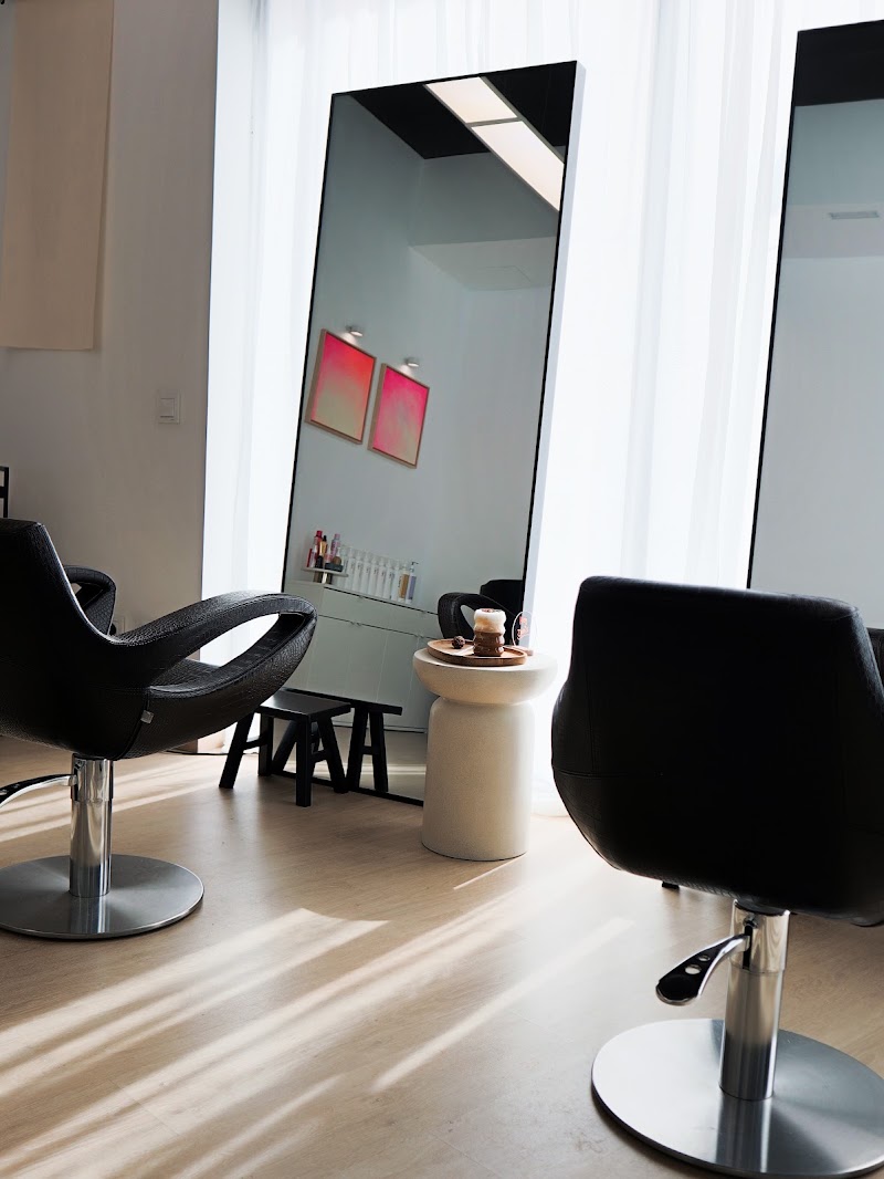 LEA The Hair Loft - Coiffure Palma De Mallorca - OneBooking