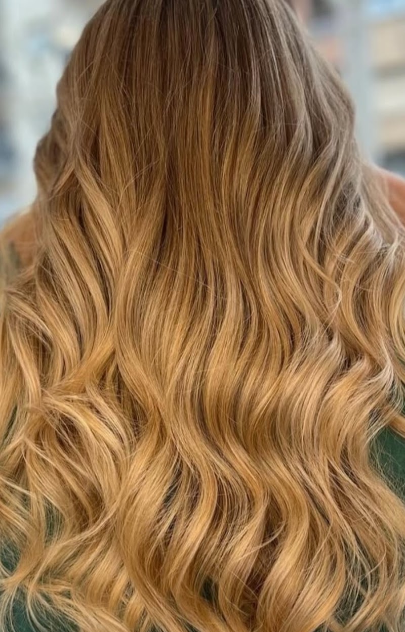 Bellessere Hair Salón - Coiffure Badalona - OneBooking