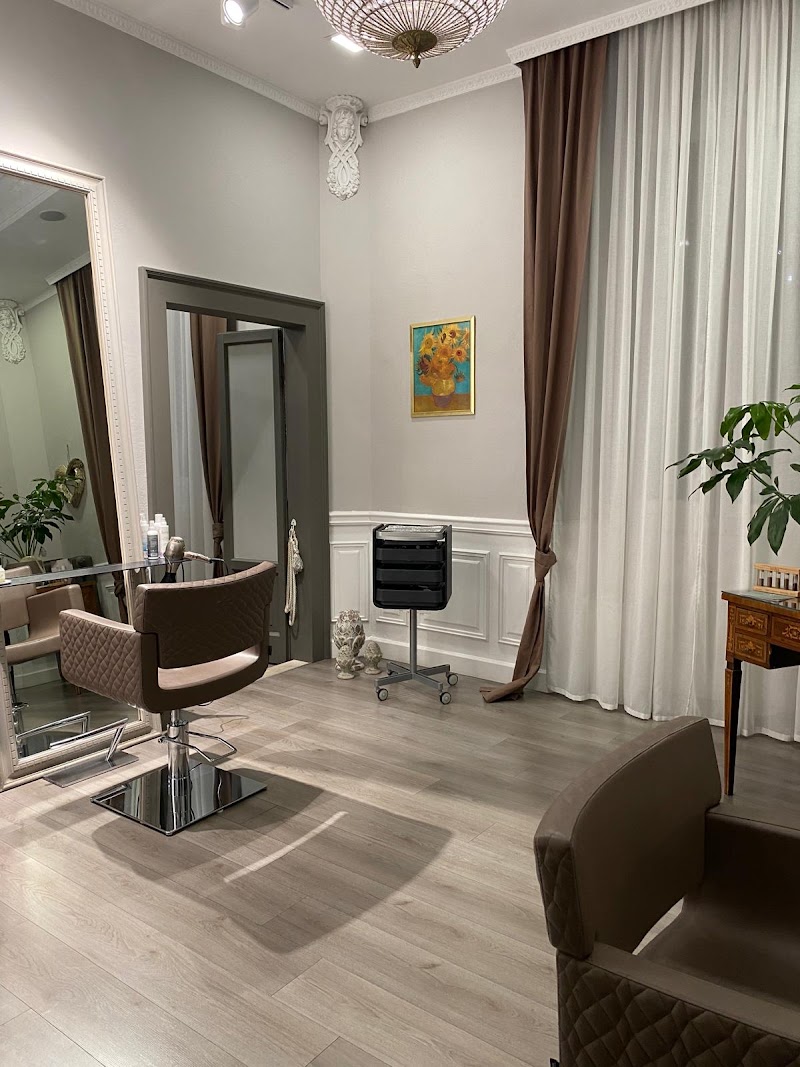Inedith Parrucchieri - Coiffure Brescia - OneBooking
