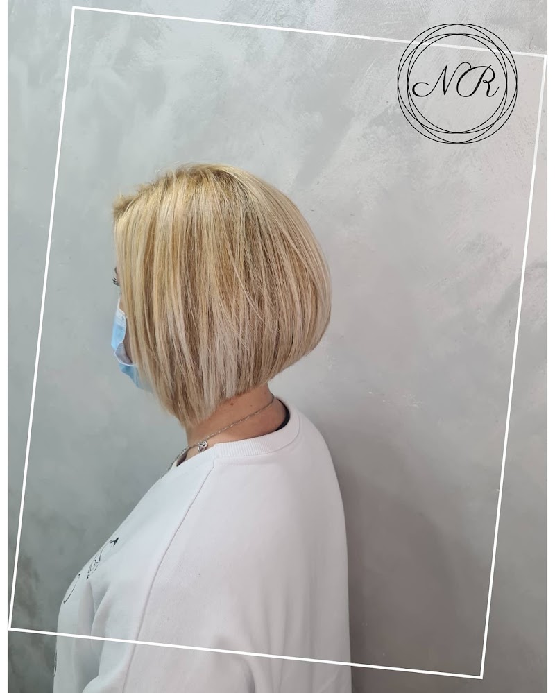 New Rizzo Estilistas - Coiffure Badalona - OneBooking