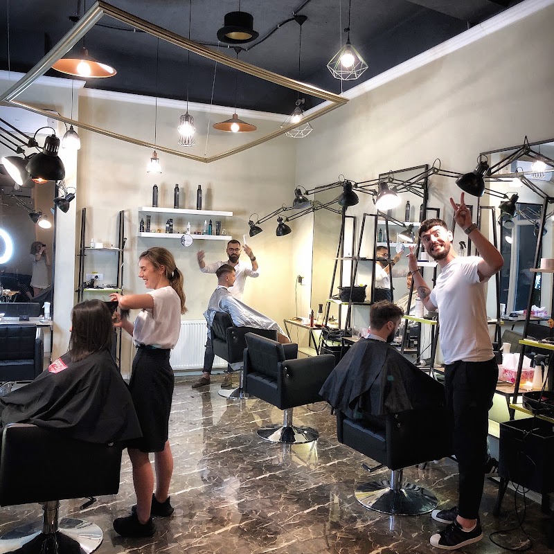 BlackHat Hair Studio - Coiffure Bucharest - OneBooking