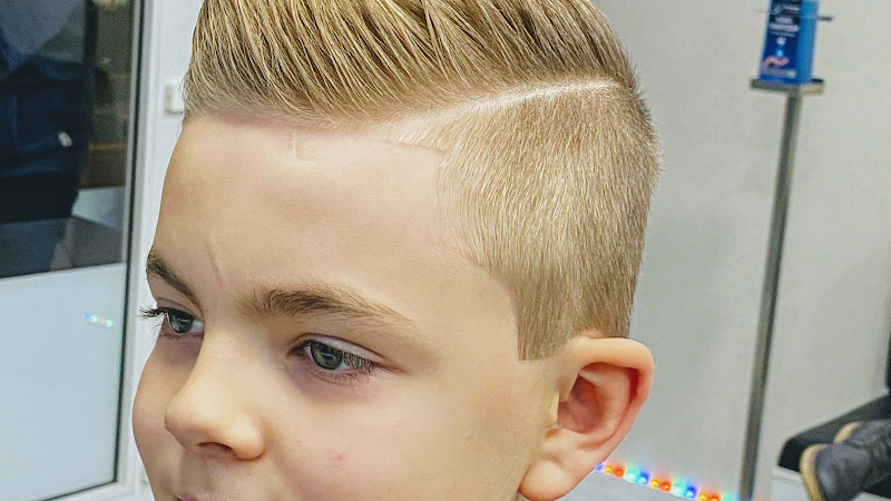 MaXKapsalon - Coiffure Mol - OneBooking