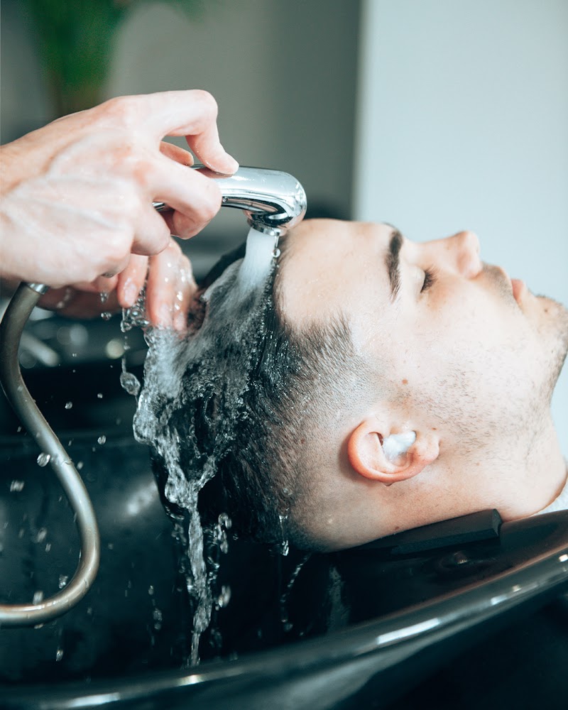 Voltaje Barber Studio - Coiffure Burgos - OneBooking
