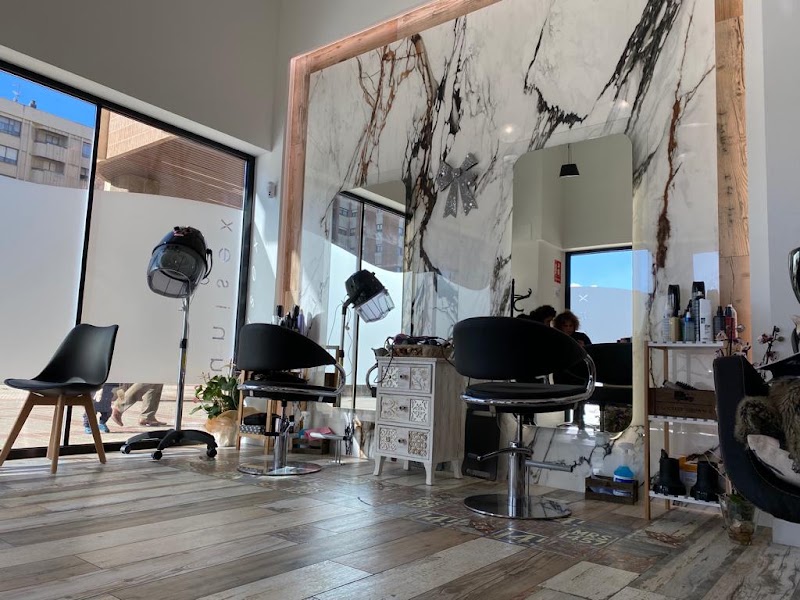 Peluquería Nathalie - Coiffure Burgos - OneBooking