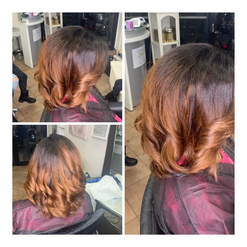 Eclettica Hair Not Just Blondes - Coiffure Latina - OneBooking