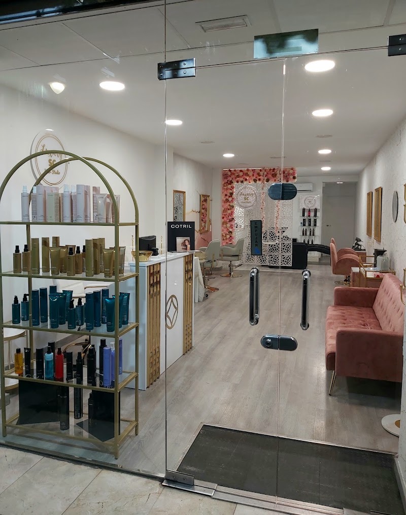 Luxury SC Hair Studio - Valladolid - Coiffure Valladolid - OneBooking