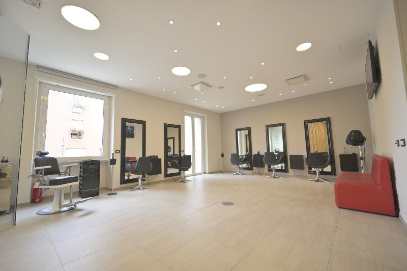 Vellem Beauty Salon - Coiffure Latina - OneBooking